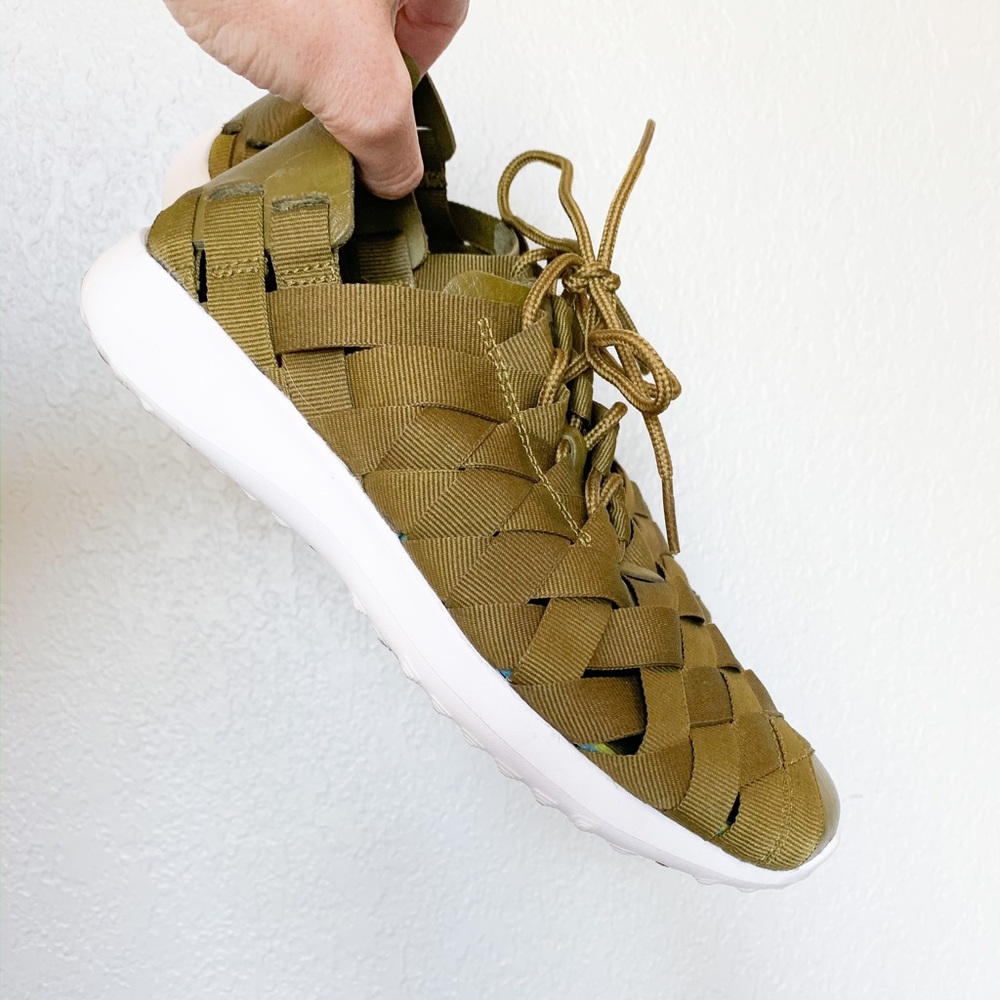 Nike Women’s Juvenate Olive Woven Tennis Shoes 7